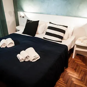 Rometown 2*, Rome Italy